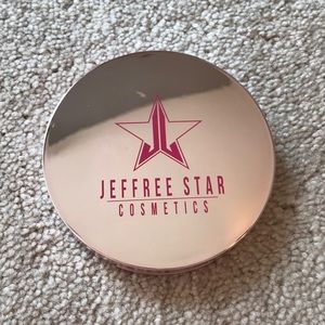 Jeffree Star skin frost : Crystal Ball